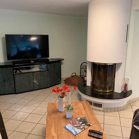 Best-Preis Ferienhaus Mit Pool-Sauna-Kamin Und Feuerstelle Mit Self-Check-In Fuer Bis Zu 6 Personen Im Herzen Von Wittenberge Wittenberge