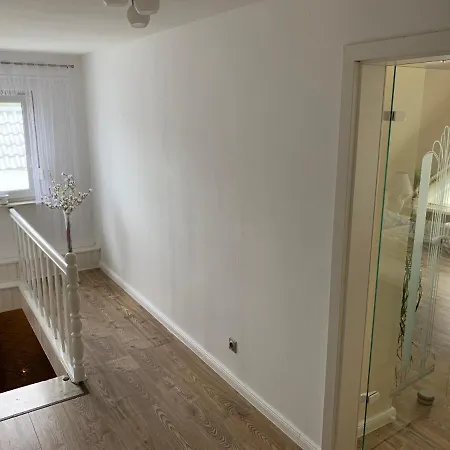 Best-Preis Ferienhaus Mit Pool-Sauna-Kamin Und Feuerstelle Mit Self-Check-In Fuer Bis Zu 6 Personen Im Herzen Von Wittenberge *