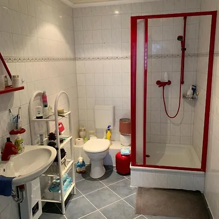 Willa Best-Preis Ferienhaus Mit Pool-Sauna-Kamin Und Feuerstelle Mit Self-Check-In Fuer Bis Zu 6 Personen Im Herzen Von Wittenberge
